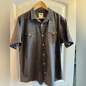 Men’S Levi’s Short Sleeve Shirt Size XL